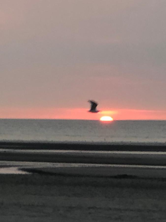 Appartement Sur La Plage De Malo Les Bains Vue Mer Dunkirk Екстер'єр фото