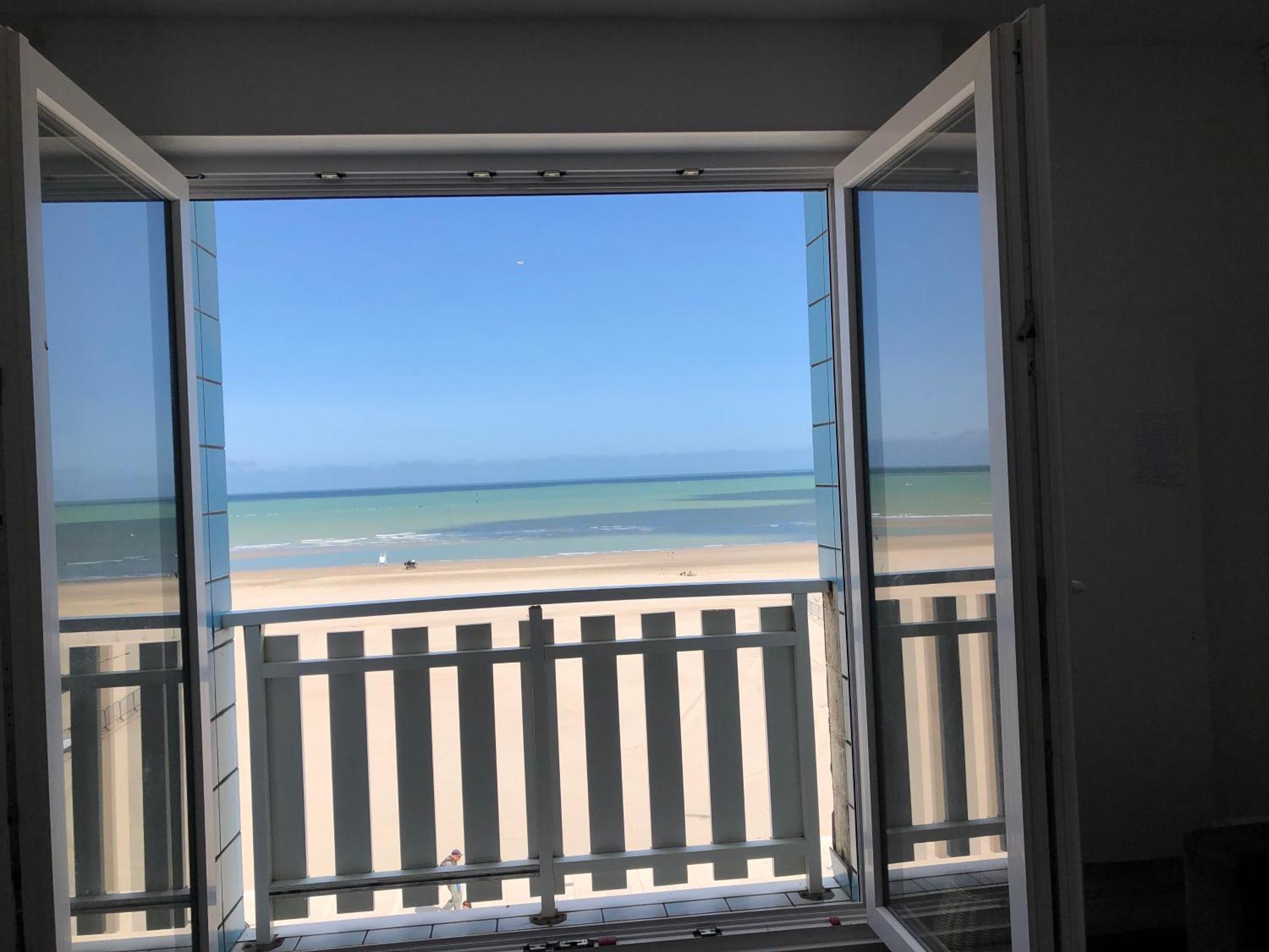 Appartement Sur La Plage De Malo Les Bains Vue Mer Dunkirk Екстер'єр фото